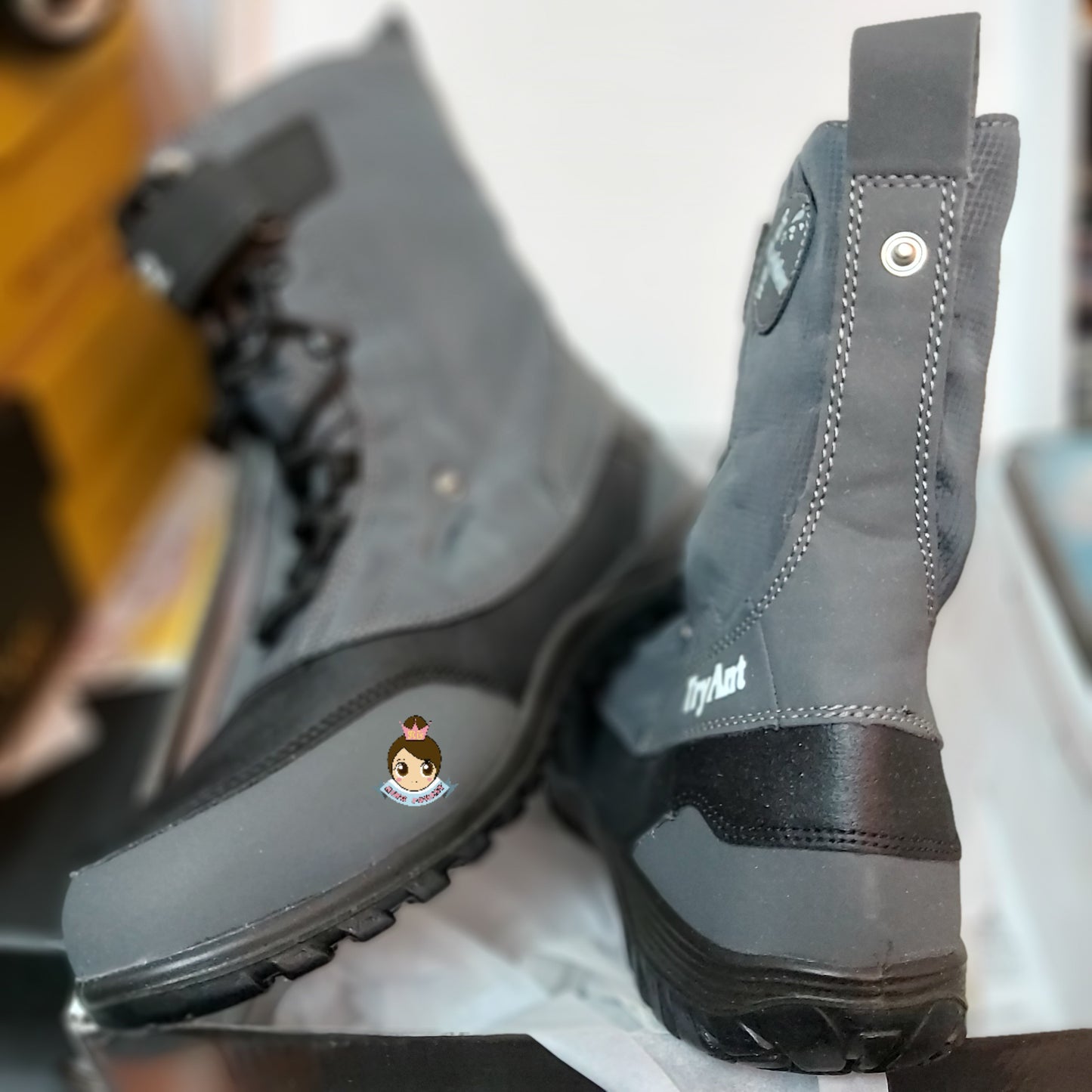 Japan [Ready stock▪️Ready to ship] Men's and women's black and gray super water-repellent and waterproof steel toe safety work shoes EU42 26.5cm