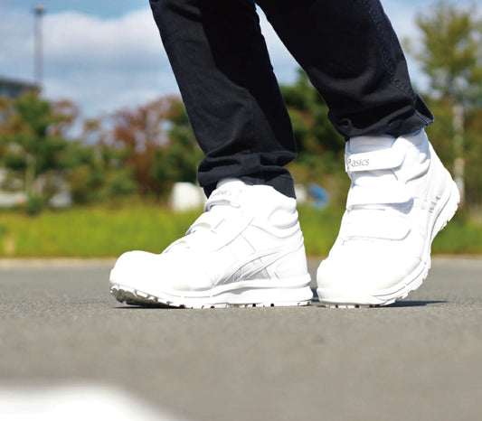 🎌Japan [Order] ASICS all white anti-slip safety shoes mid-tube CP302