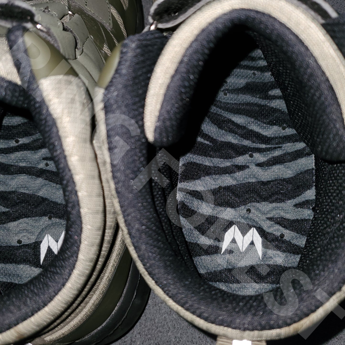 🎌日本🎌 【現貨即寄預訂】迷彩綠抗菌防臭通爽包腳舒適柔軟增高鞋墊